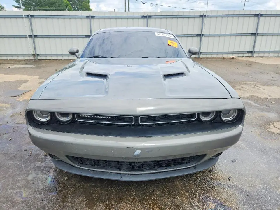 2017 DODGE CHALLENGER SXT  
