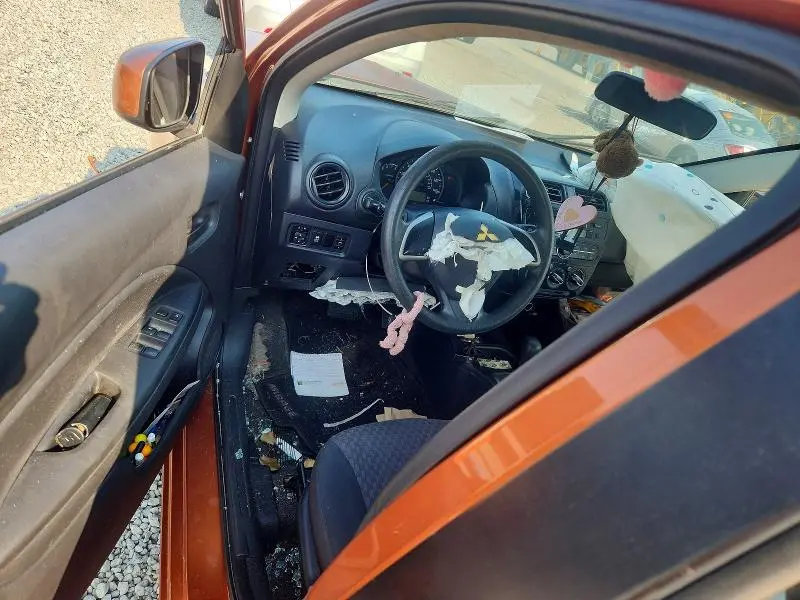 2017 MITSUBISHI MIRAGE ES  