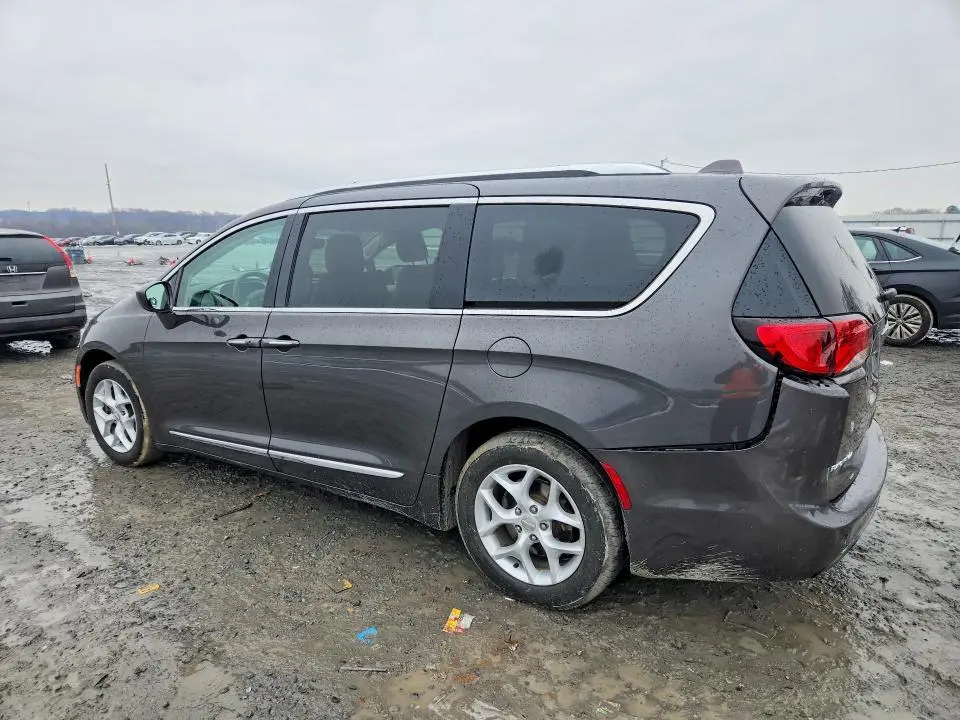 2018 CHRYSLER PACIFICA   