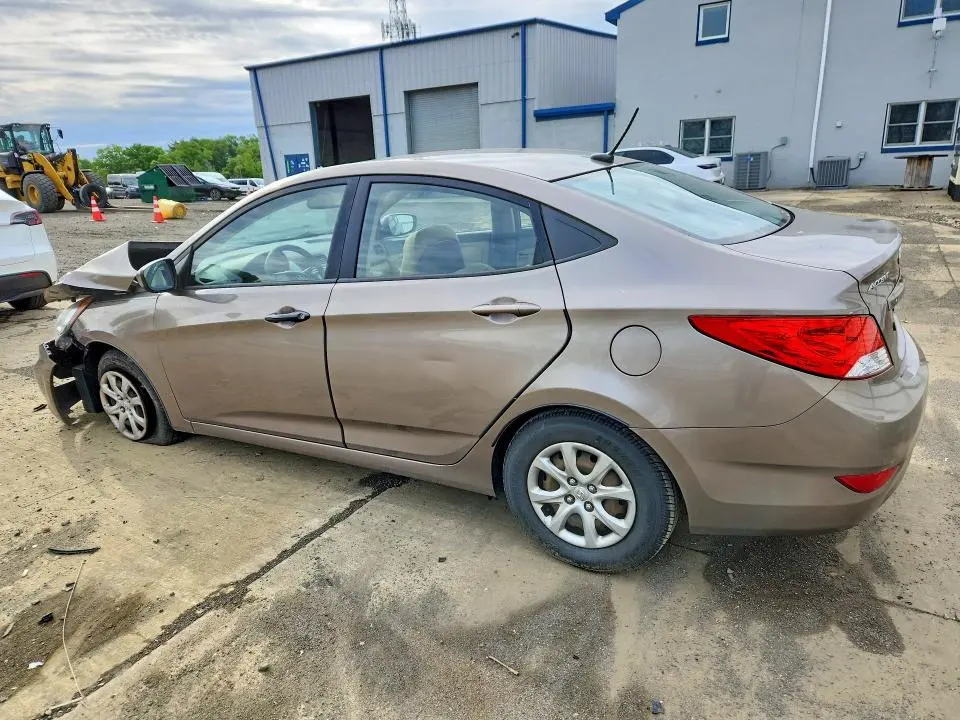 2013 HYUNDAI ACCENT GLS  