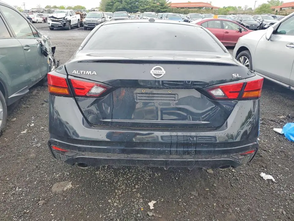 2019 NISSAN ALTIMA SL  