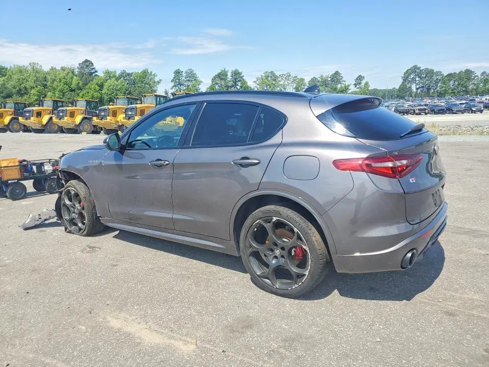 2022 ALFA ROMEO STELVIO TI  