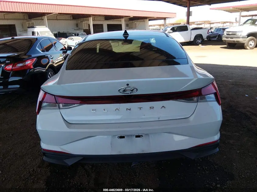 2021 HYUNDAI ELANTRA SEL