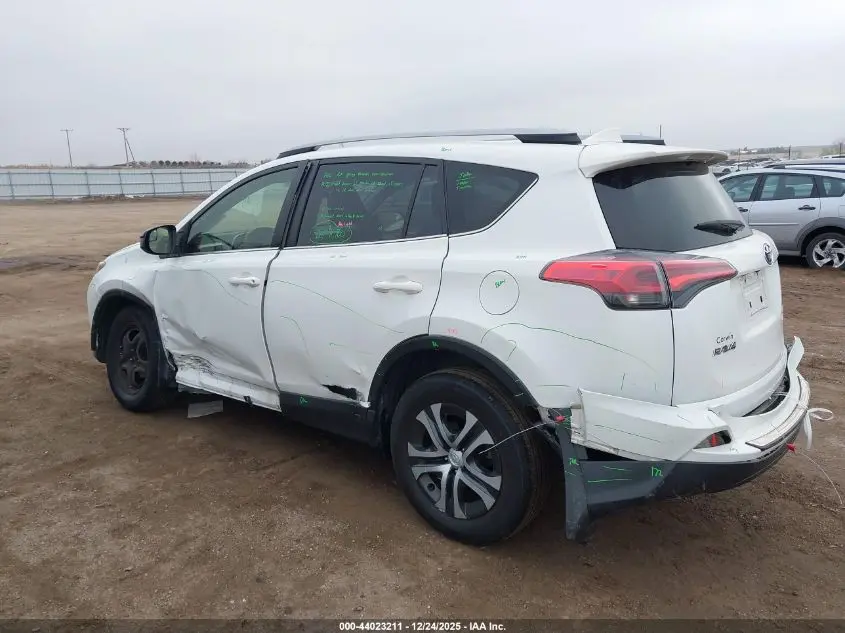 2018 TOYOTA RAV4 LE