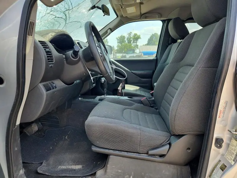 2016 NISSAN FRONTIER S  