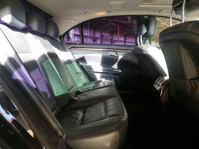 2010 MERCEDES-BENZ S 550  