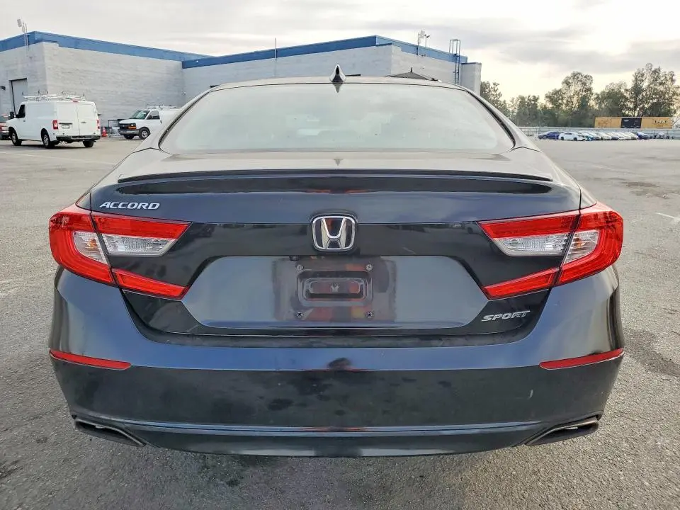 2019 HONDA ACCORD SPORT  