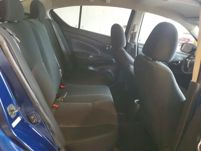 2018 NISSAN VERSA SV  