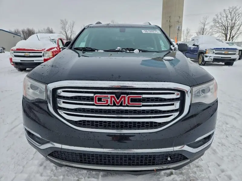 2017 GMC ACADIA SLE  