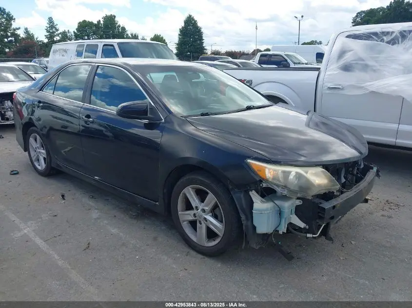 2013 TOYOTA CAMRY SE