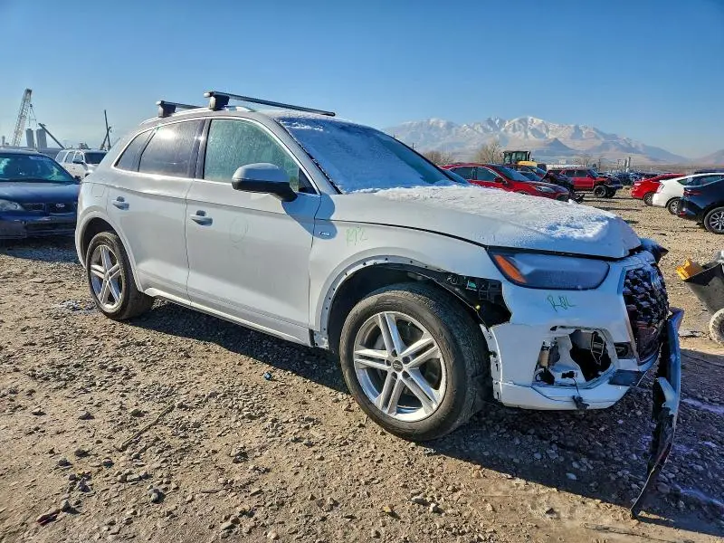 2024 AUDI Q5 E PREMIUM PLUS 55  