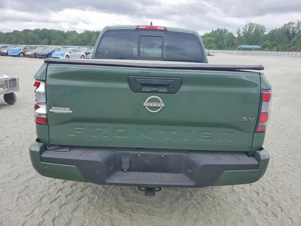 2022 NISSAN FRONTIER SV  