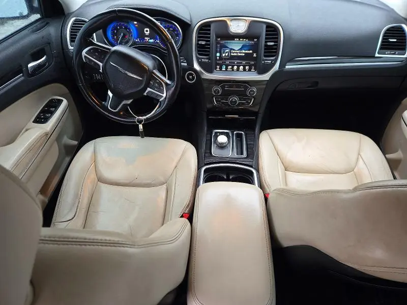 2015 CHRYSLER 300 LIMITED  
