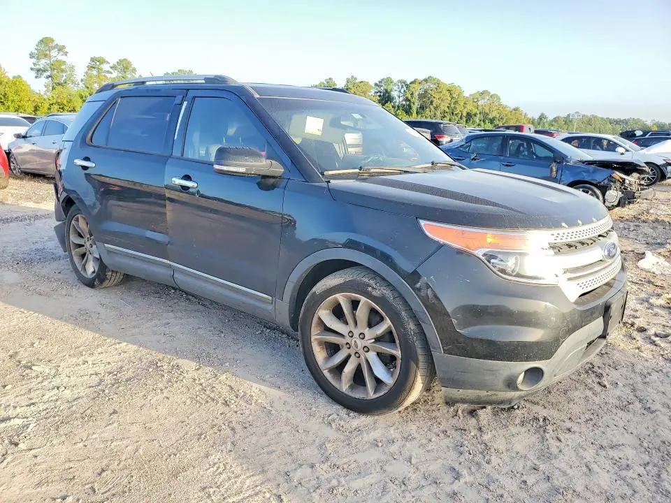 2013 FORD EXPLORER XLT  