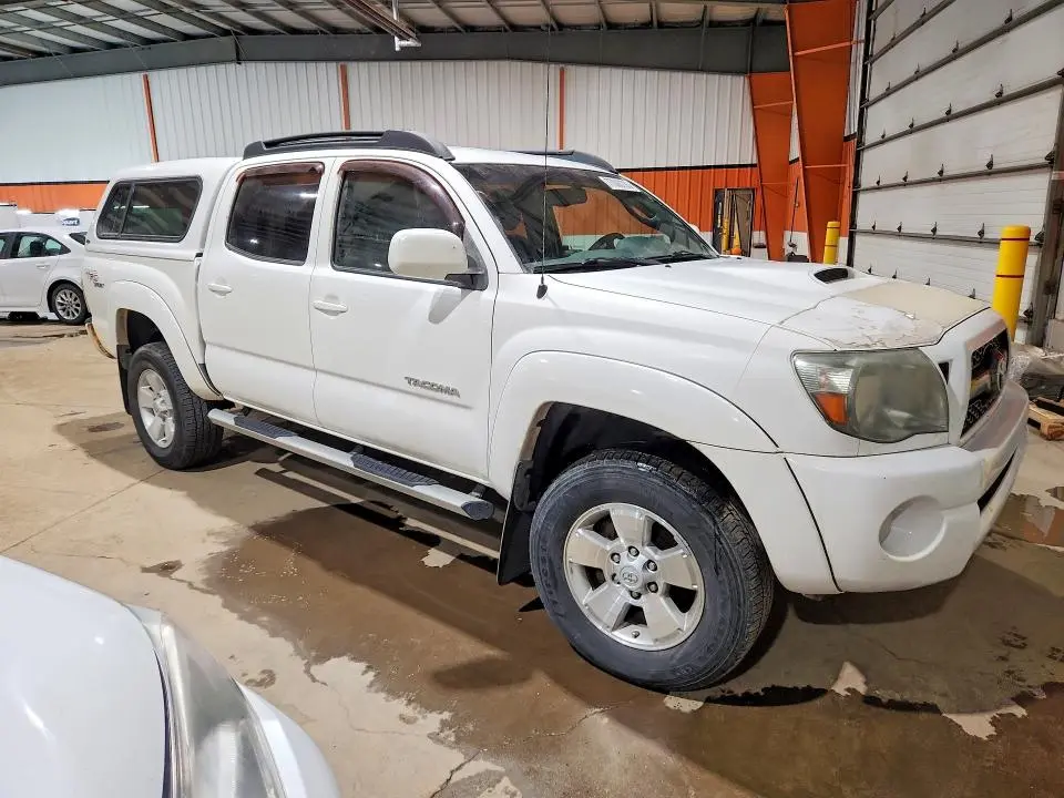 2011 TOYOTA TACOMA DOUBLE CAB  