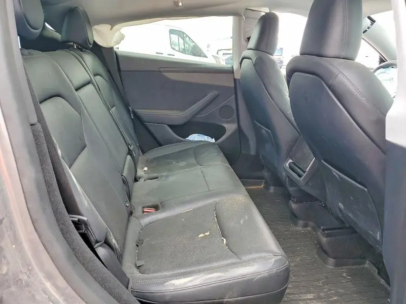 2026 TESLA MODEL Y   