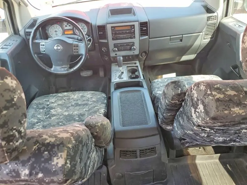 2012 NISSAN TITAN SV  