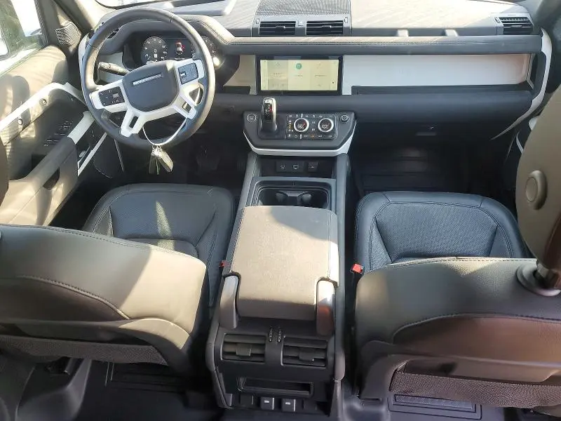 2023 LAND ROVER DEFENDER 110 S  