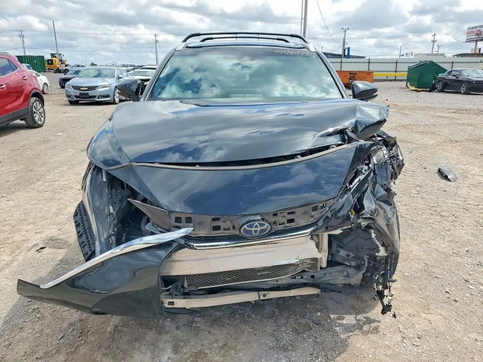 2021 TOYOTA VENZA LIMITED  