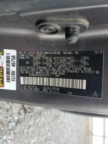 2014 TOYOTA SIENNA LE  