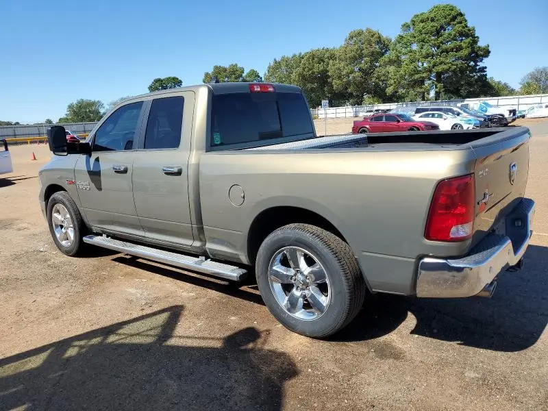 2015 RAM 1500 SLT