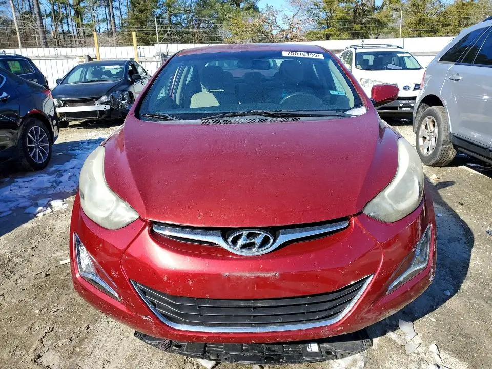 2014 HYUNDAI ELANTRA SE  