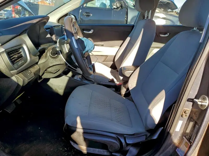 2020 KIA RIO LX  