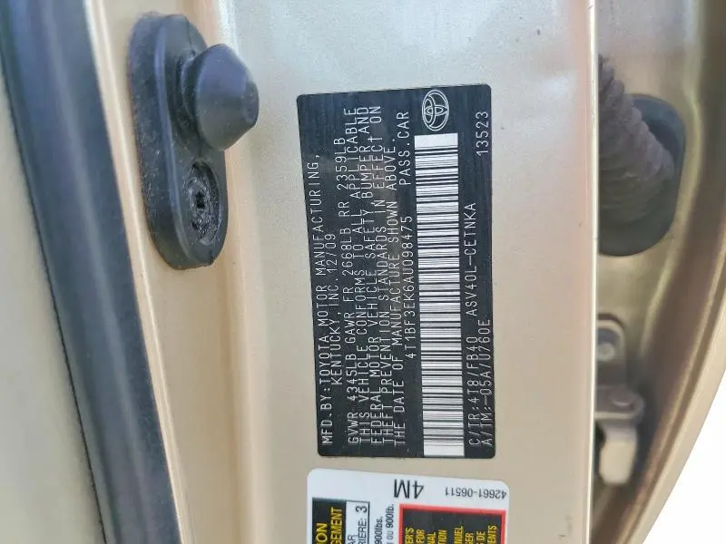 2010 TOYOTA CAMRY LE  