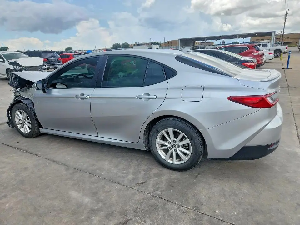 2025 TOYOTA CAMRY LE  