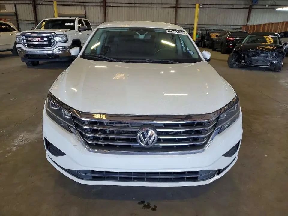 2020 VOLKSWAGEN PASSAT SE  