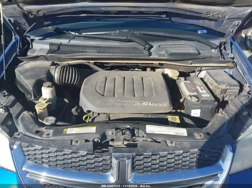 2011 DODGE GRAND CARAVAN EXPRESS