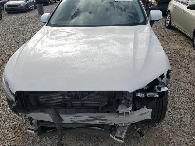 2021 VOLVO XC60 T6 MOMENTUM  