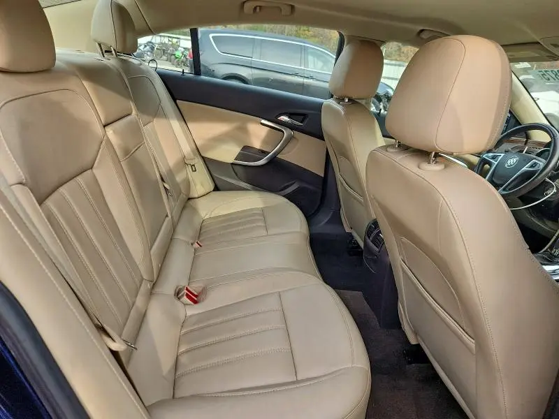 2011 BUICK REGAL CXL  