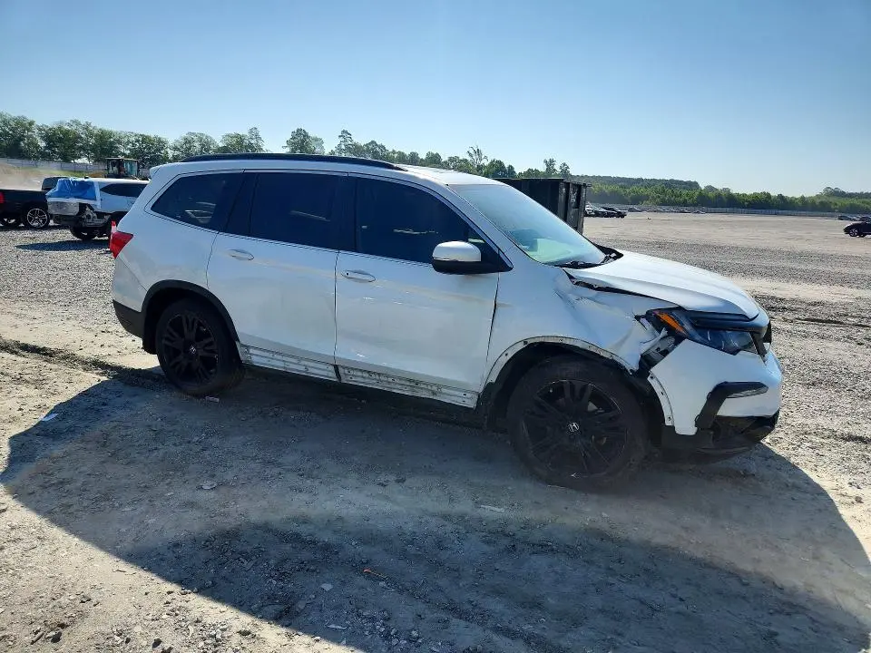 2022 HONDA PILOT SE  