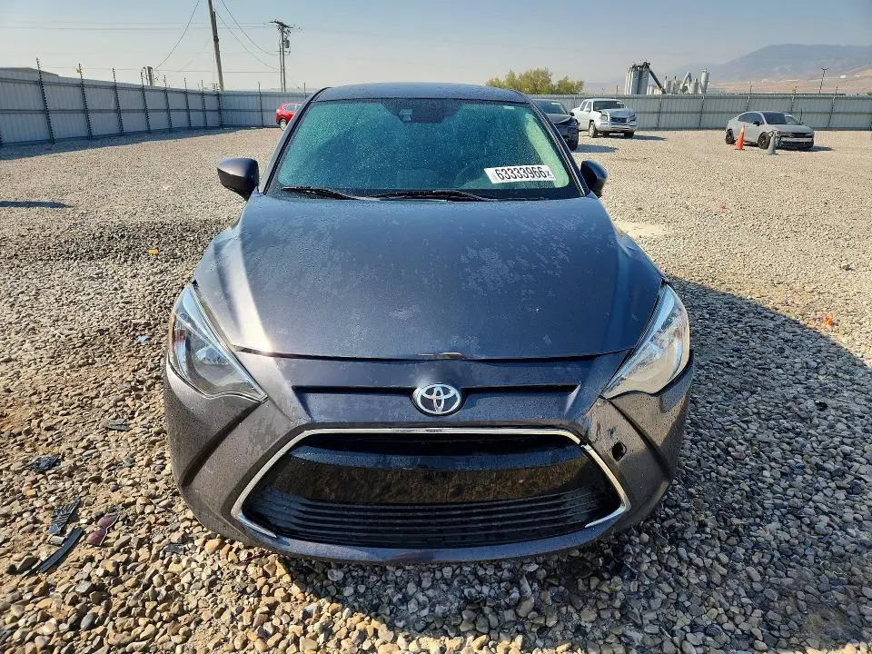 2017 TOYOTA YARIS IA BASE  