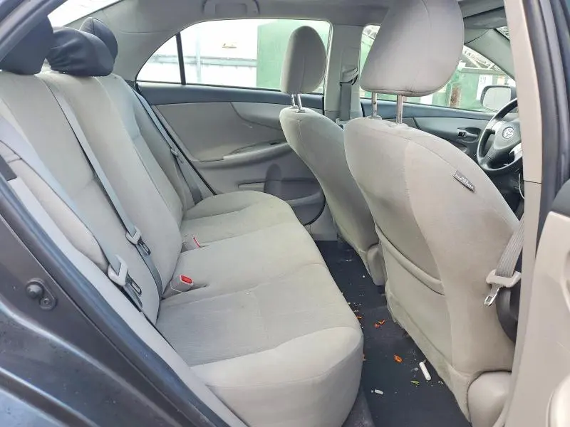 2013 TOYOTA COROLLA LE  