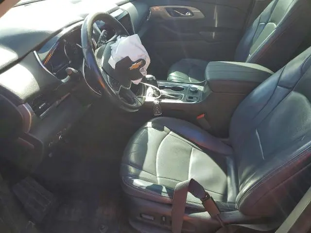 2020 CHEVROLET TRAVERSE LT  