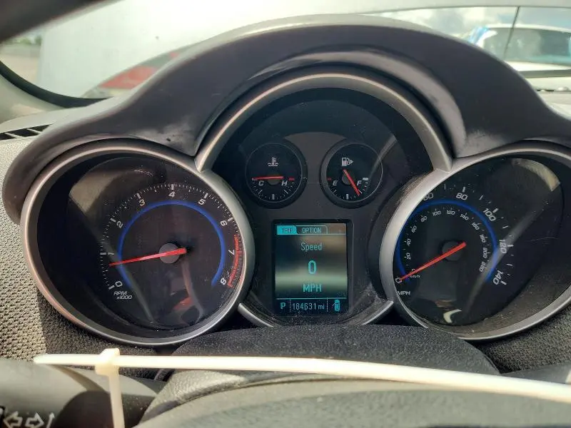 2015 CHEVROLET CRUZE LT  