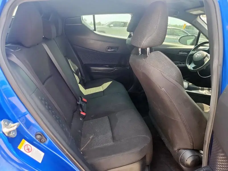 2018 TOYOTA C-HR XLE  