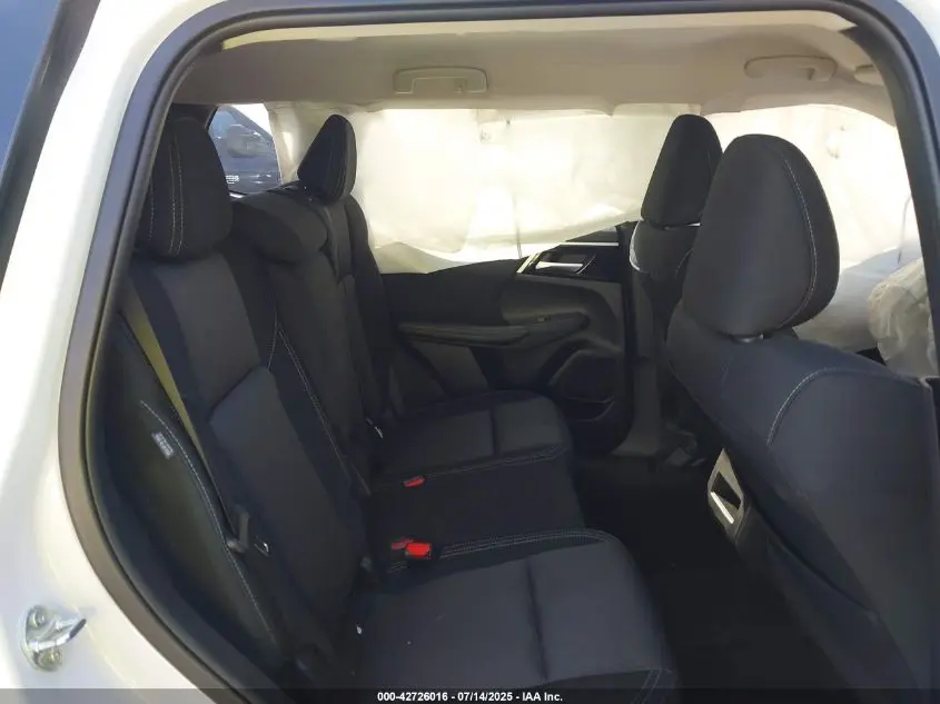 2024 MITSUBISHI OUTLANDER ES 2.5 2WD
