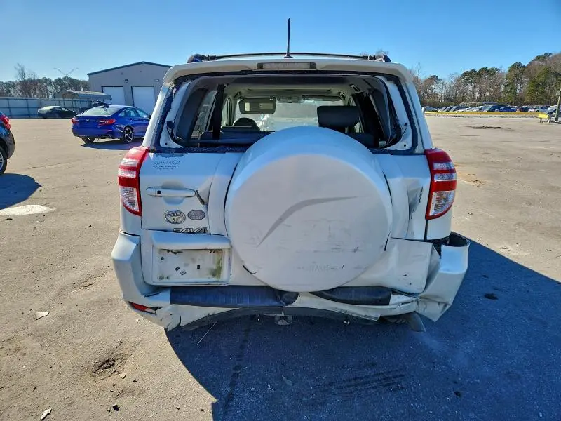 2010 TOYOTA RAV4 LIMITED  