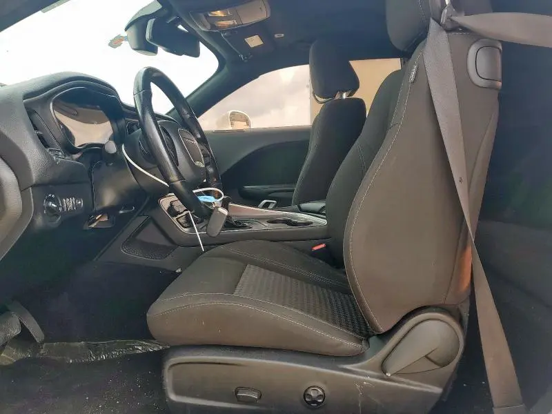 2021 DODGE CHALLENGER SXT  