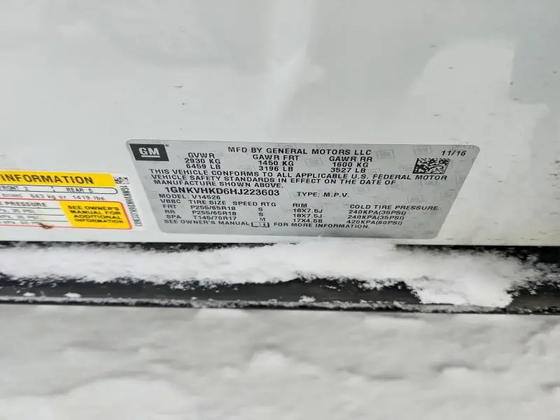 2017 CHEVROLET TRAVERSE LT  