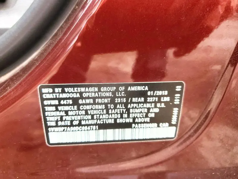 2013 VOLKSWAGEN PASSAT SE  