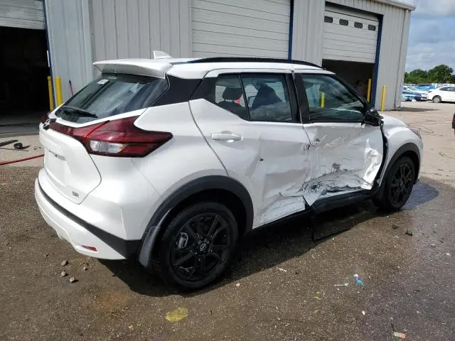 2023 NISSAN KICKS SR  