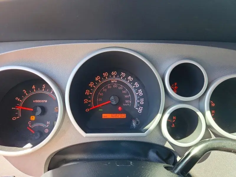 2011 TOYOTA TUNDRA CREWMAX SR5  