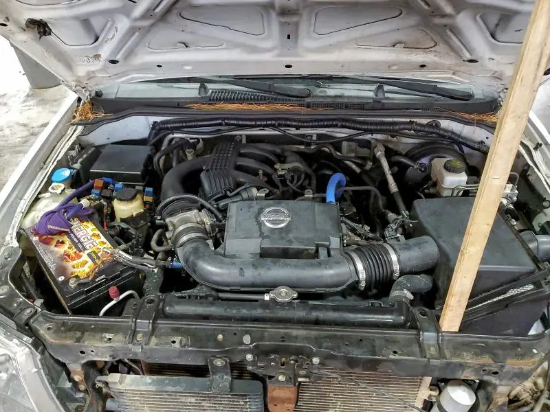 2015 NISSAN FRONTIER SV  