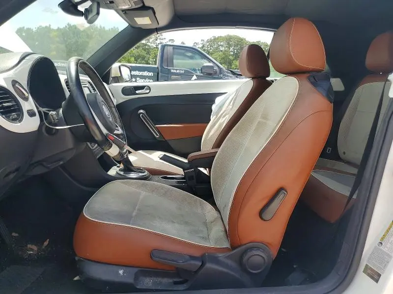 2017 VOLKSWAGEN BEETLE S/SE  