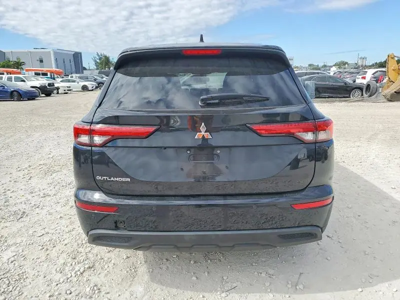 2023 MITSUBISHI OUTLANDER ES  