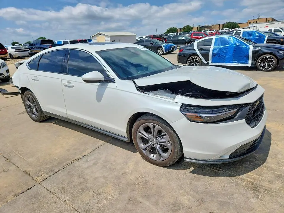 2024 HONDA ACCORD EX  